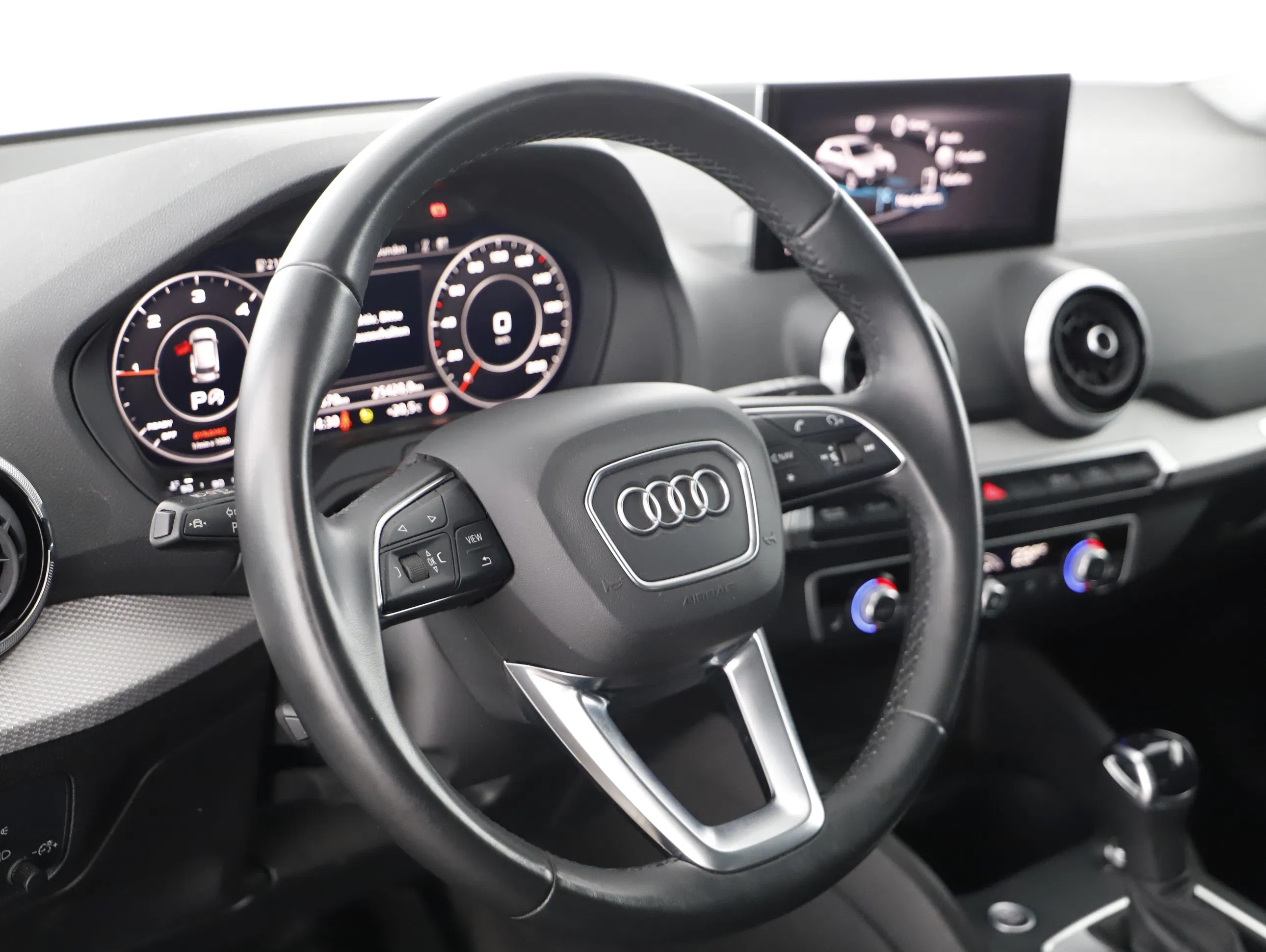 Audi Q2 quattro 35 2.0 TDI admired | Bild 7 von 24