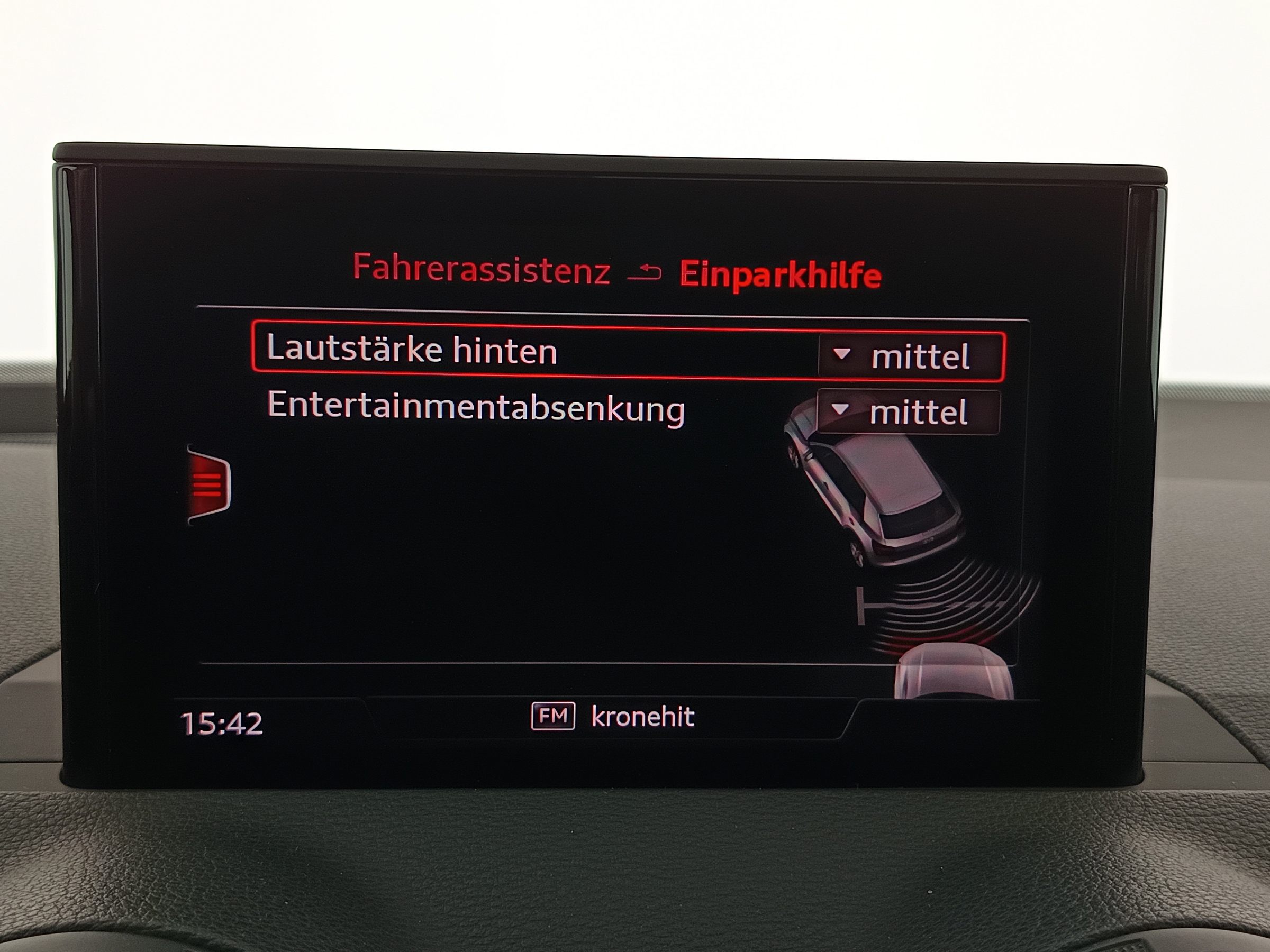 Audi Q2 1.0 TFSI sport | Bild 23 von 31