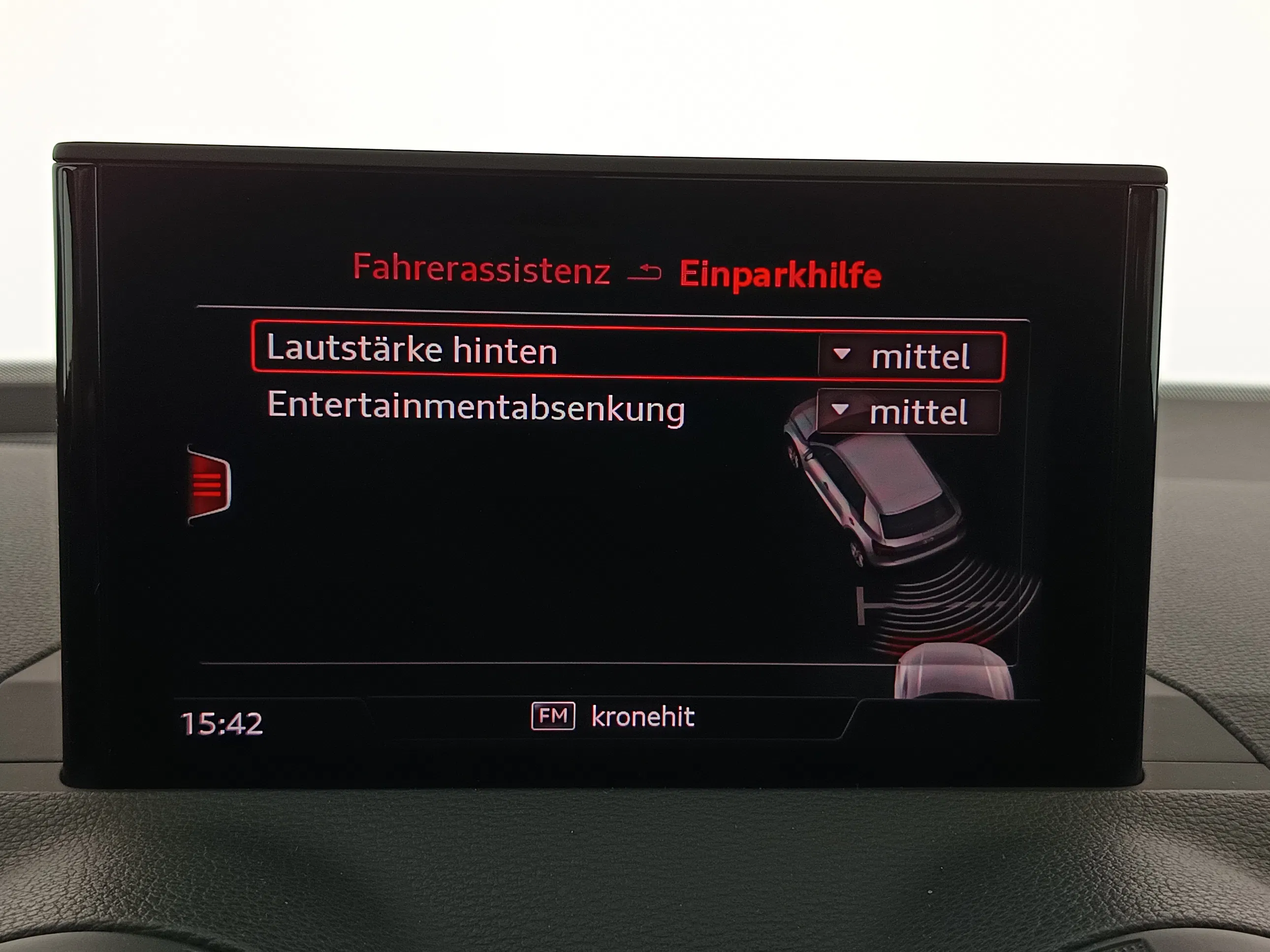 Audi Q2 1.0 TFSI sport | Bild 23 von 31