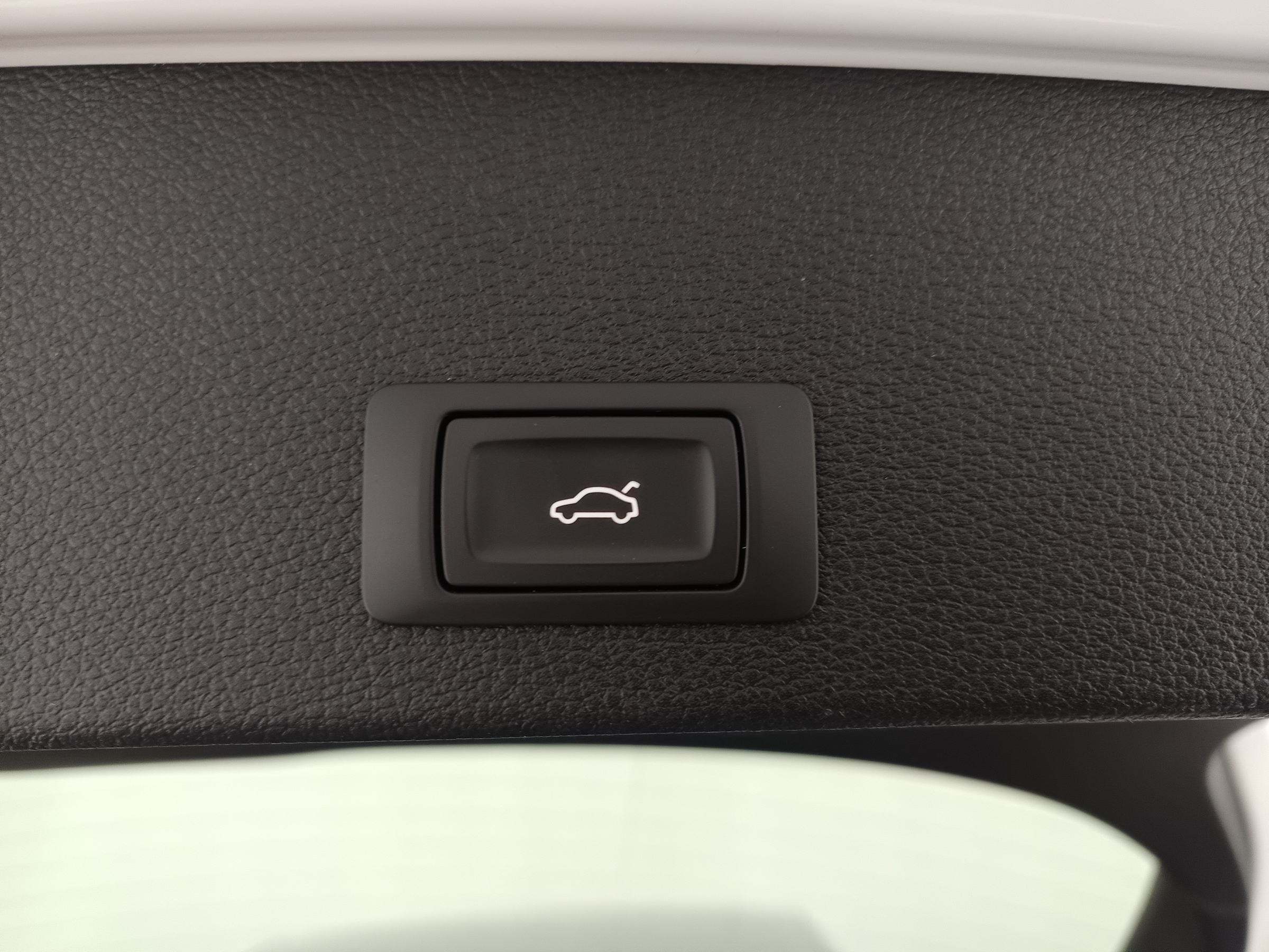 Audi Q2 1.0 TFSI sport | Bild 29 von 31