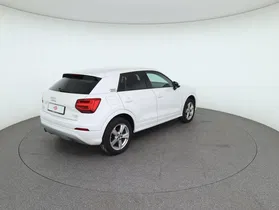 Audi Q2 1.0 TFSI sport | Thumbnail 6 von 31
