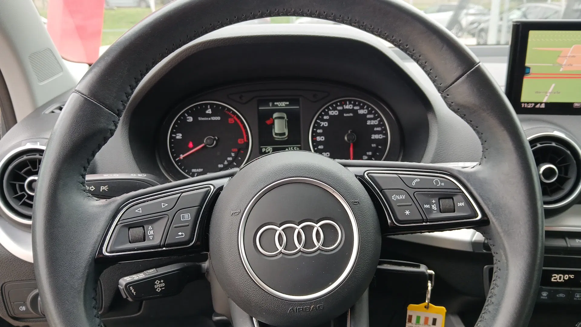 Audi Q2 2.0 35 TDI sport | Bild 10 von 22