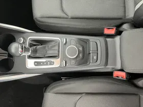 Audi Q2 2.0 35 TDI sport | Thumbnail 15 von 31