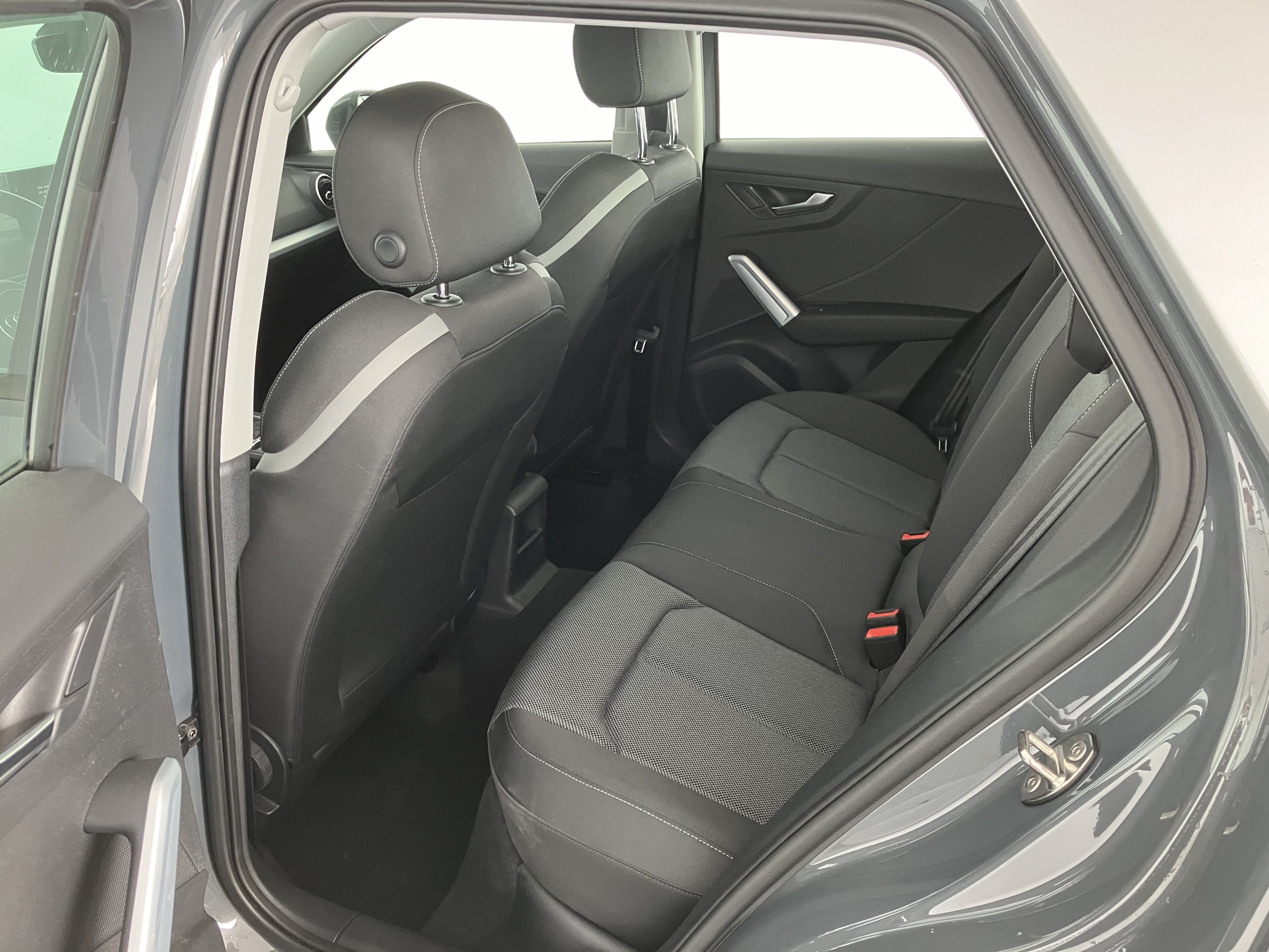 Audi Q2 2.0 35 TDI sport | Bild 16 von 31