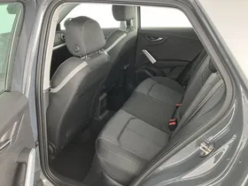 Audi Q2 2.0 35 TDI sport | Thumbnail 16 von 31