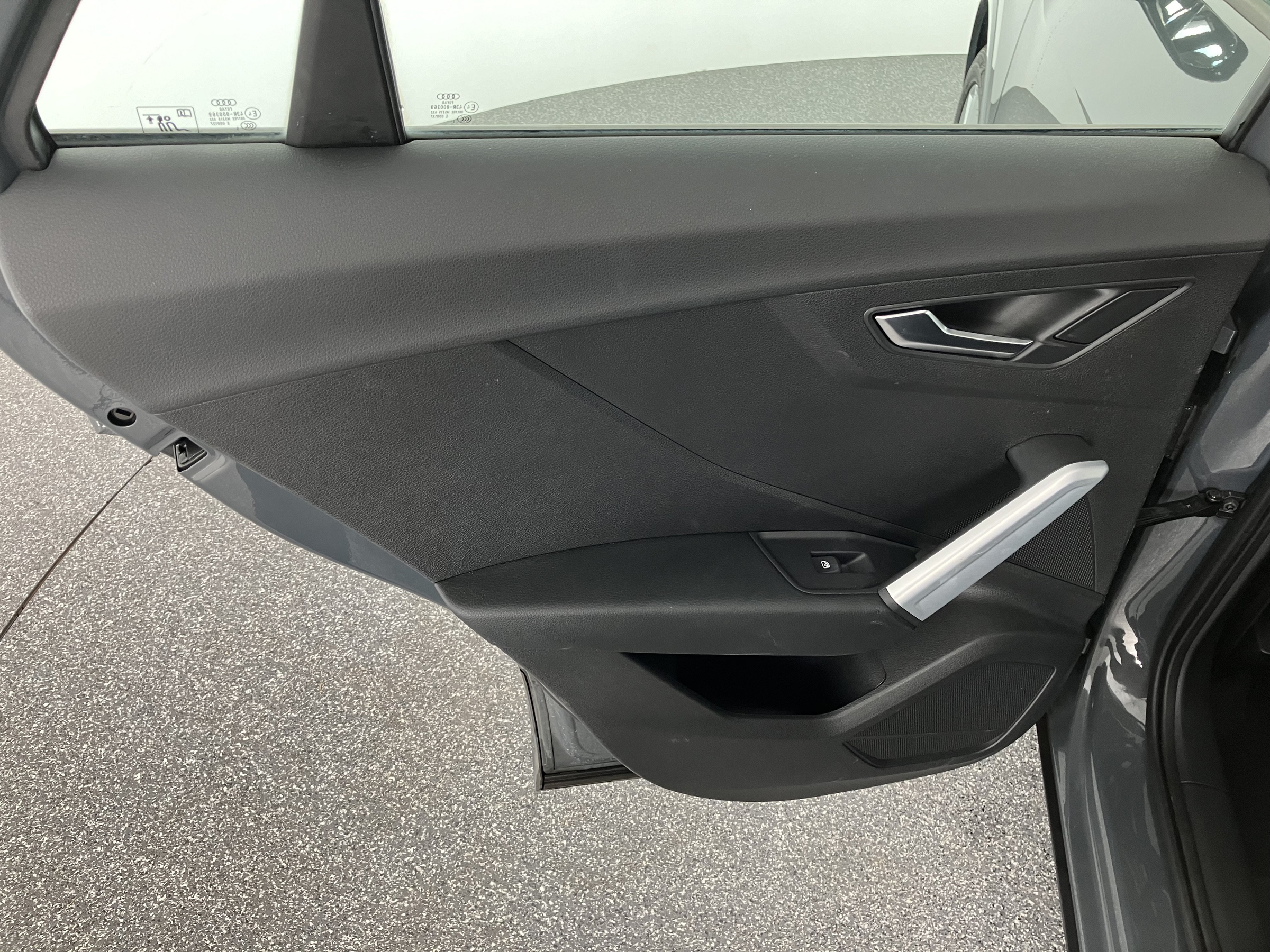 Audi Q2 2.0 35 TDI sport | Bild 22 von 31