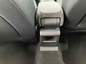 Audi Q2 2.0 35 TDI sport | Thumbnail 23 von 31