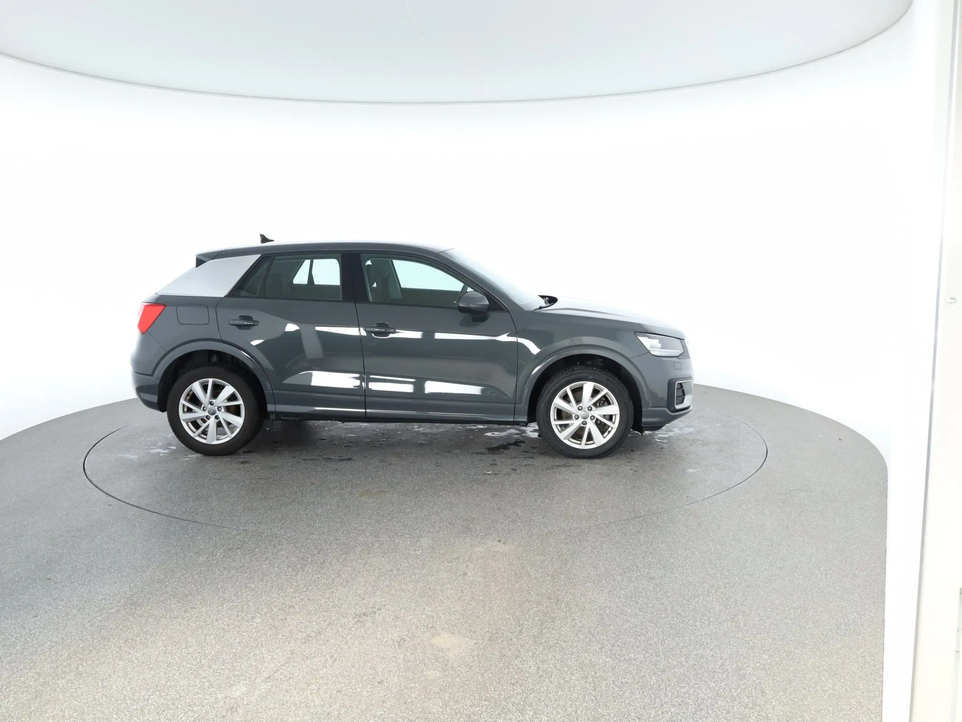 Audi Q2 2.0 35 TDI sport | Bild 31 von 31