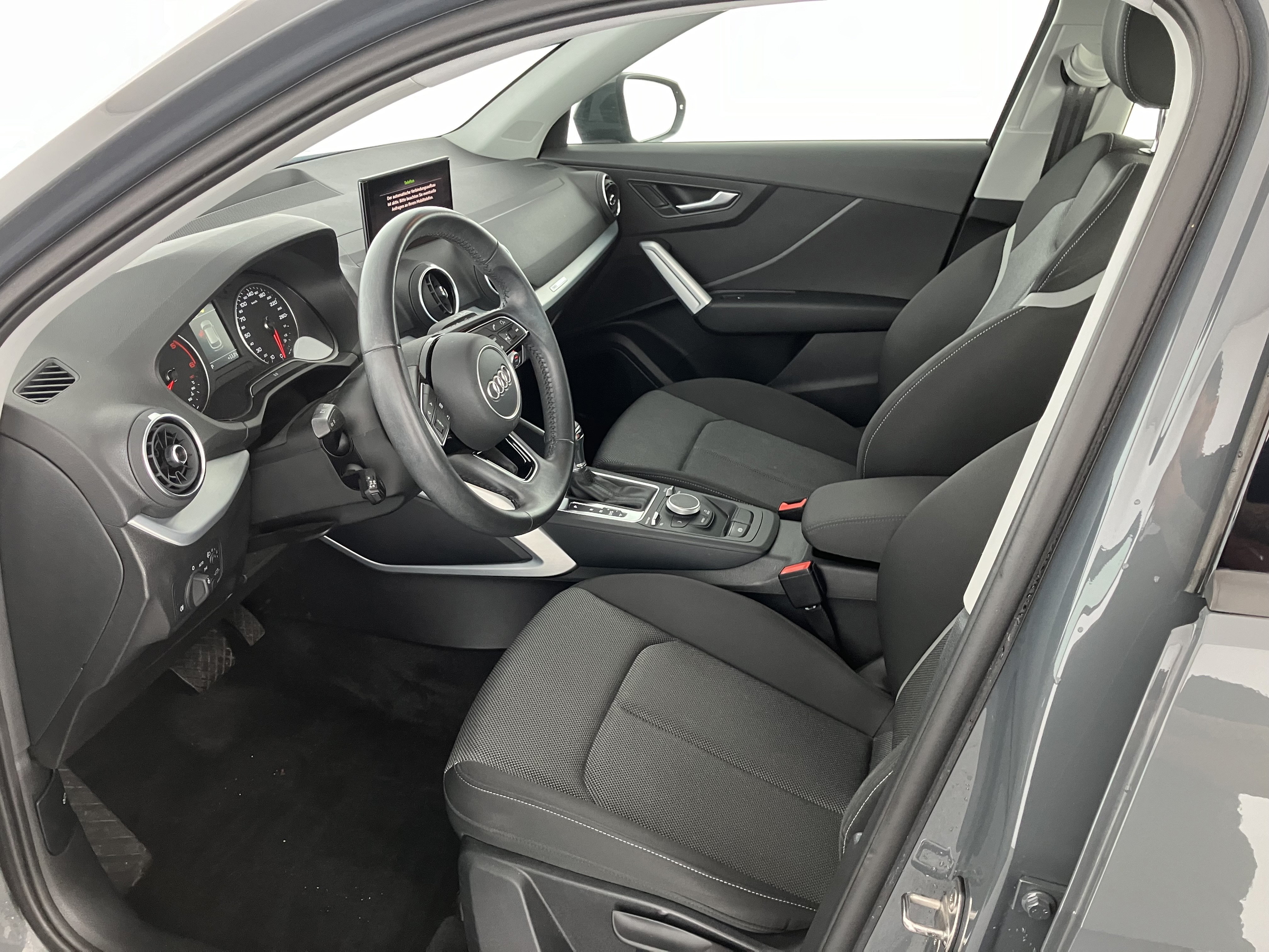 Audi Q2 2.0 35 TDI sport | Bild 5 von 31