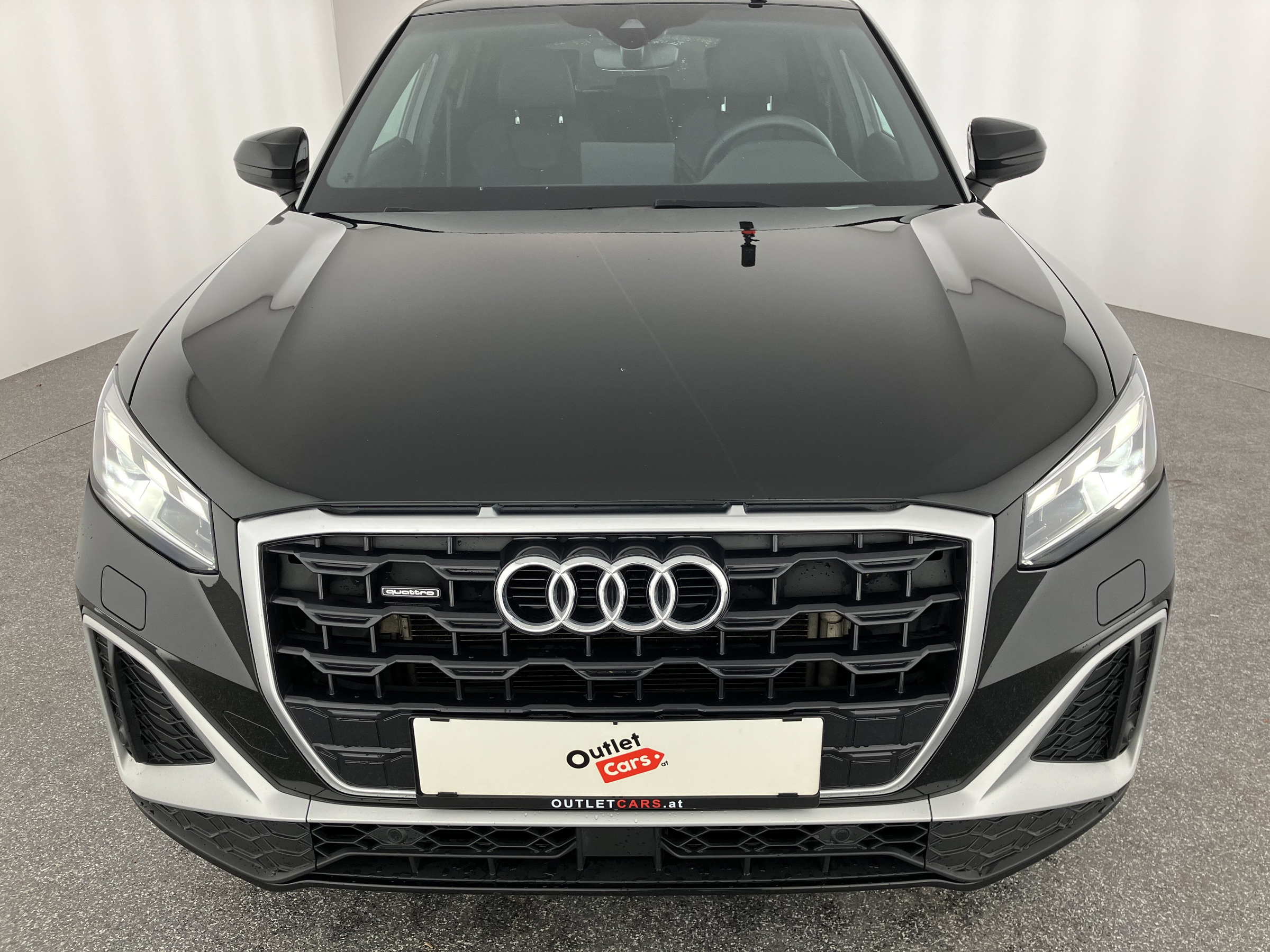 Audi Q2 40 2.0 TFSI quattro S-Line | Bild 15 von 29