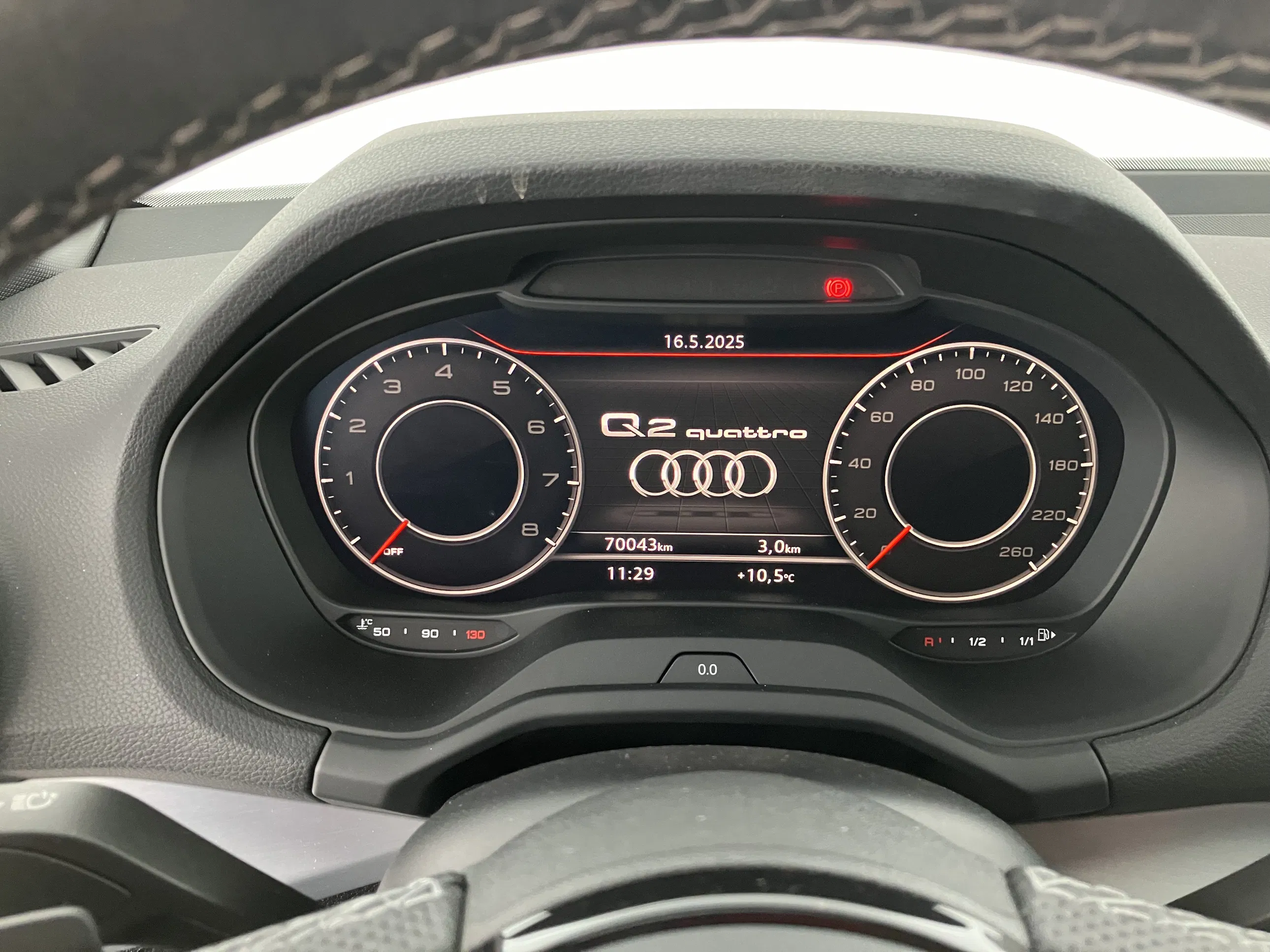 Audi Q2 40 2.0 TFSI quattro S-Line | Bild 19 von 29