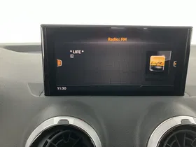 Audi Q2 40 2.0 TFSI quattro S-Line | Thumbnail 8 von 29