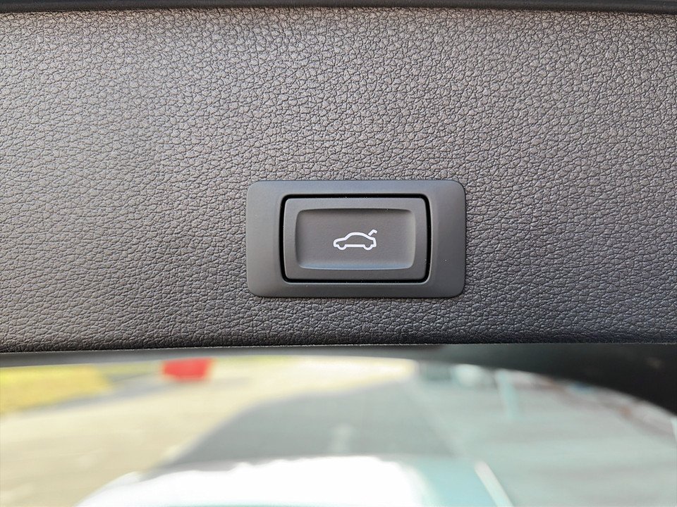 Audi Q2 30 35 2.0 TDI | Bild 18 von 19