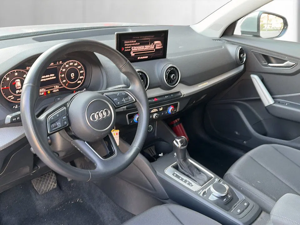 Audi Q2 30 35 2.0 TDI | Bild 7 von 19