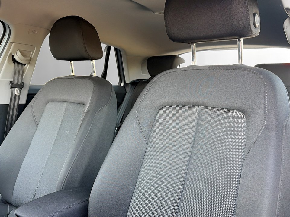 Audi Q2 30 35 2.0 TDI | Bild 14 von 19