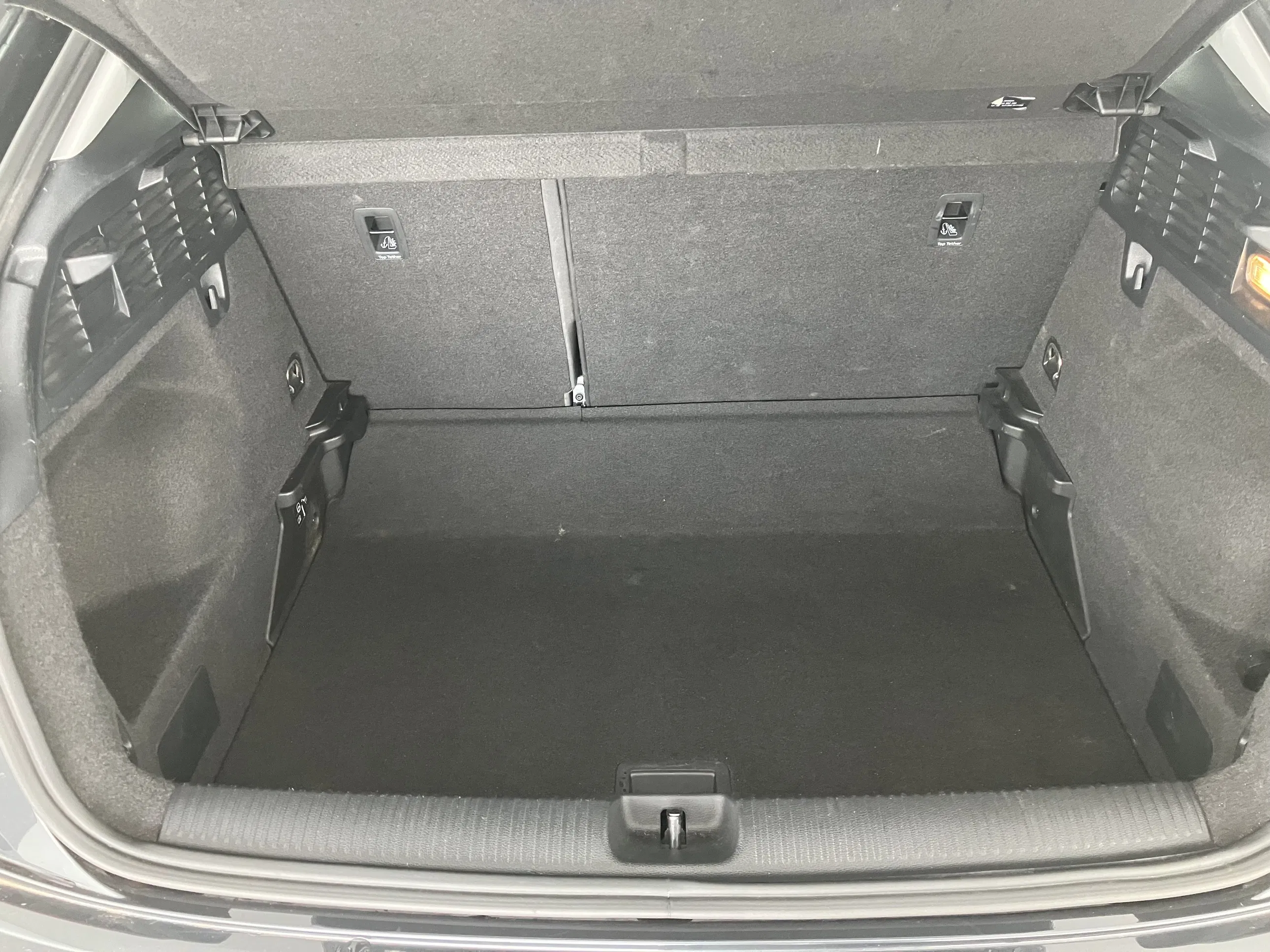 Audi Q2 30 35 2.0 TDI | Bild 13 von 27