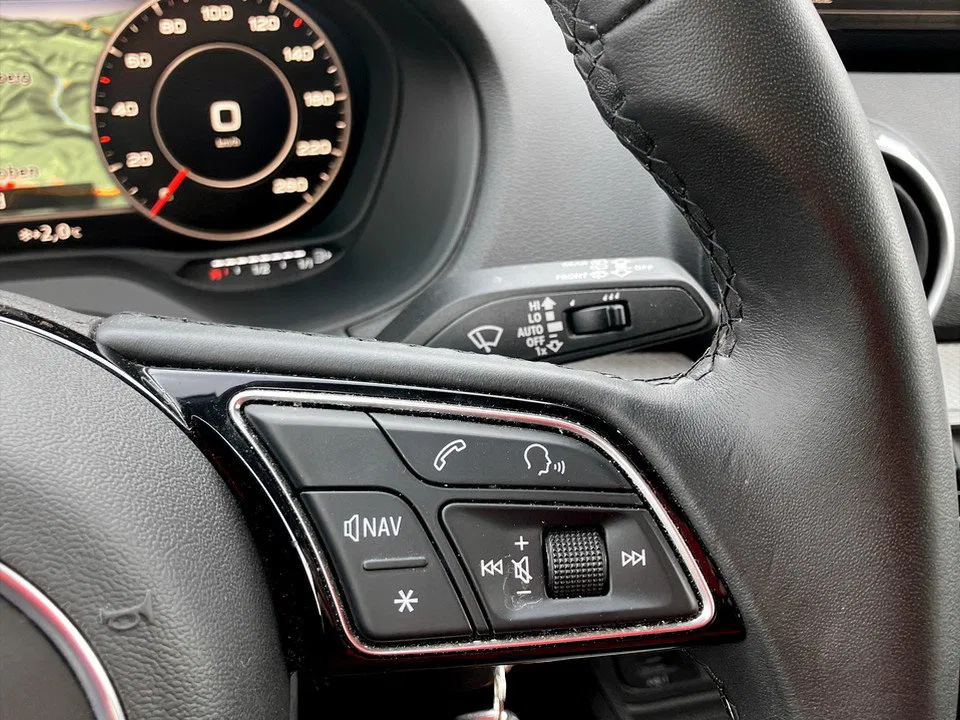 Audi Q2 30 TDI Aut. | Bild 20 von 23