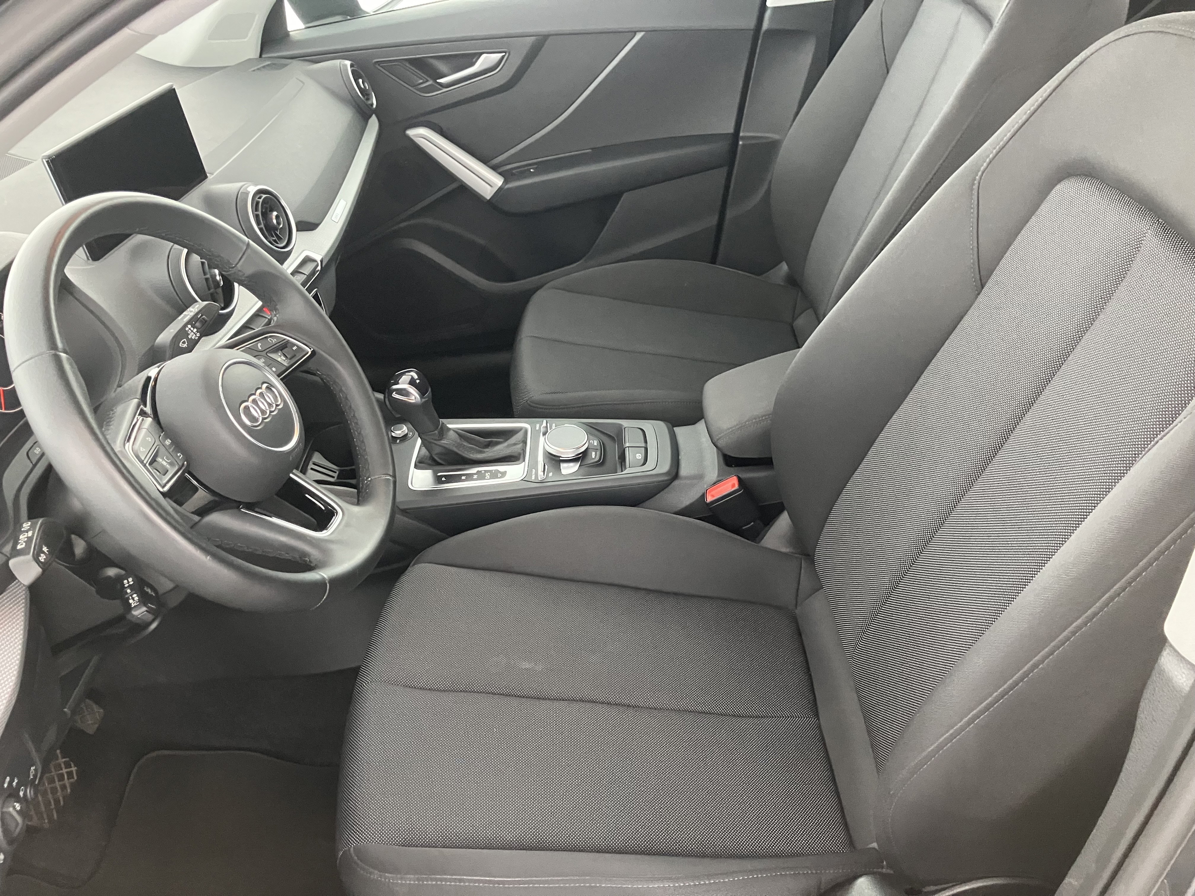 Audi Q2 30 35 2.0 TDI | Bild 4 von 27