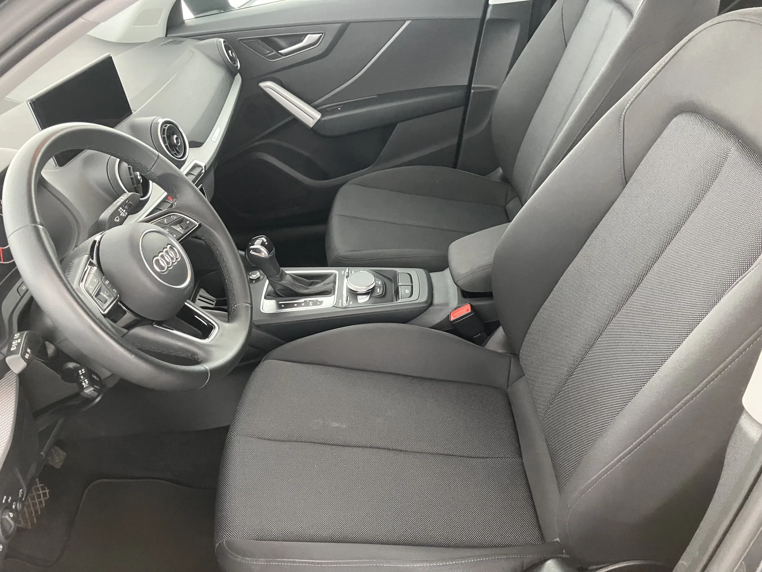 Audi Q2 30 35 2.0 TDI | Bild 4 von 27