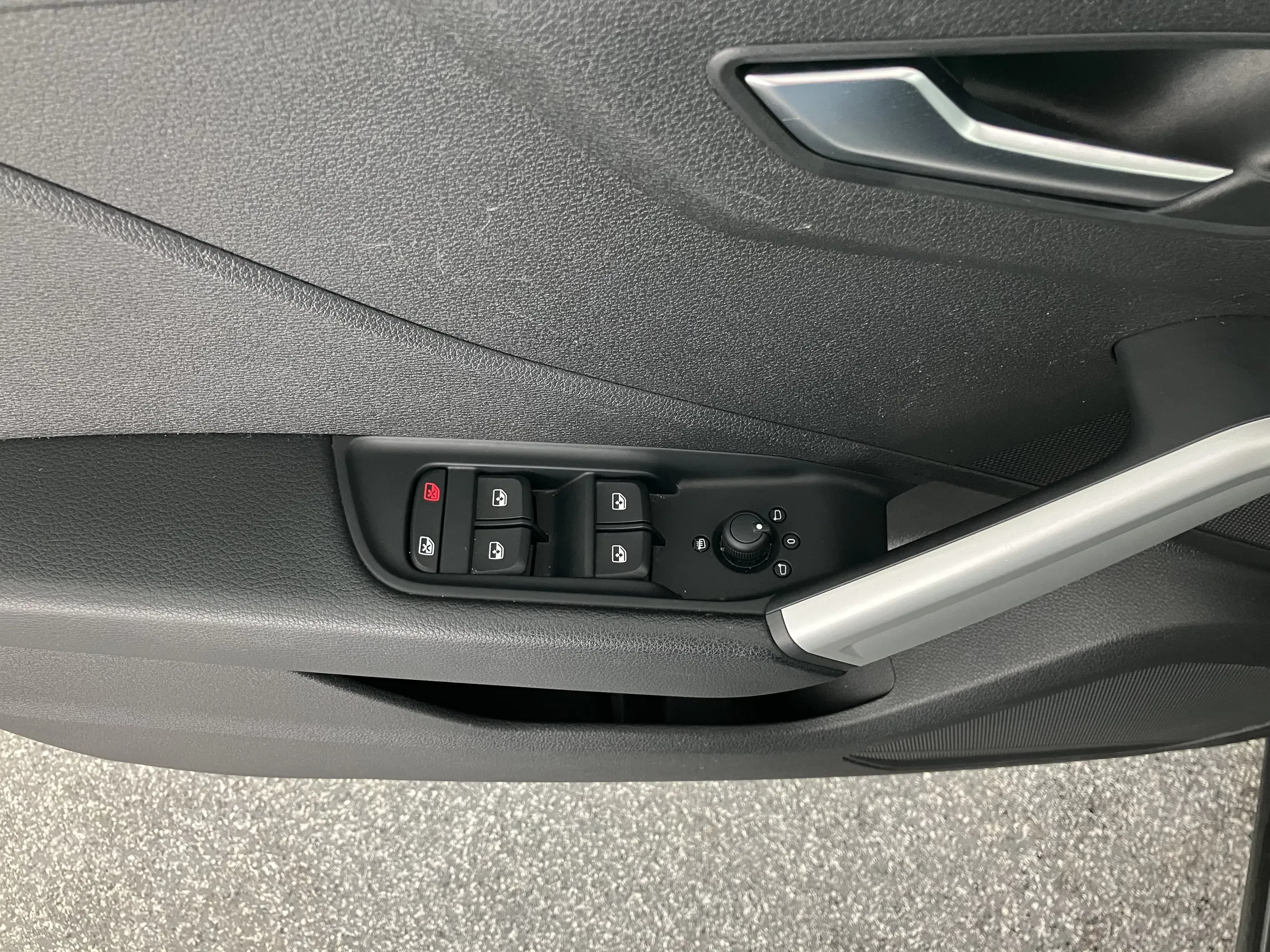 Audi Q2 30 35 2.0 TDI | Bild 5 von 27