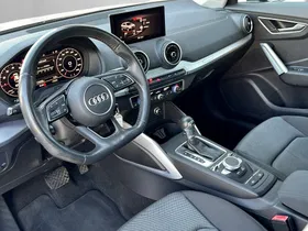 Audi Q2 1.0 TFSI sport | Thumbnail 11 von 27
