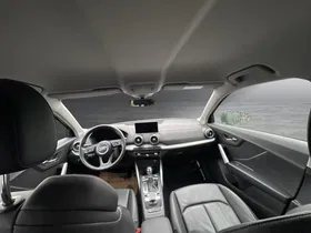 Audi Q2 1.6 30 TDI sport | Thumbnail 11 von 24