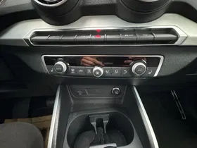 Audi Q2 1.6 30 TDI sport | Thumbnail 18 von 24