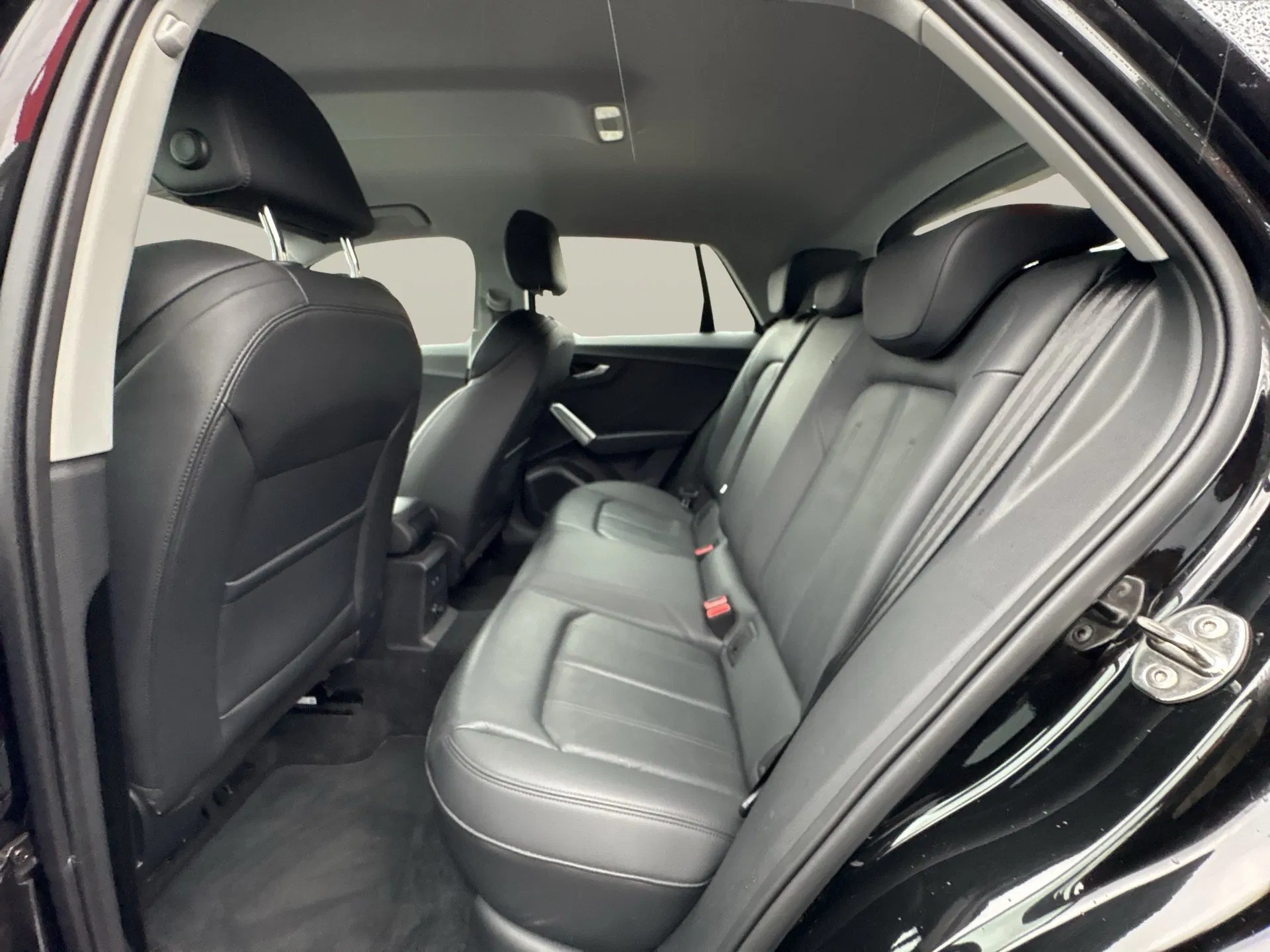 Audi Q2 1.6 30 TDI sport | Bild 20 von 24