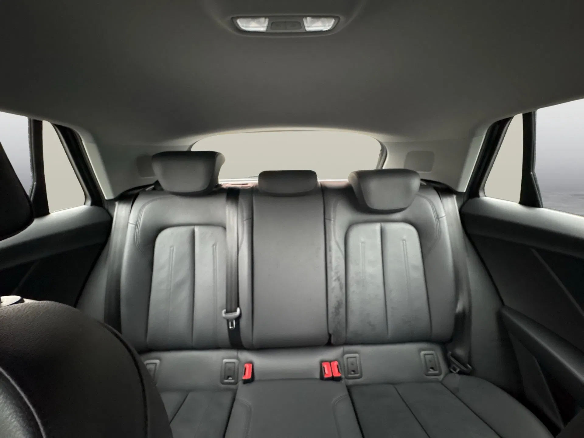 Audi Q2 1.6 30 TDI sport | Bild 21 von 24