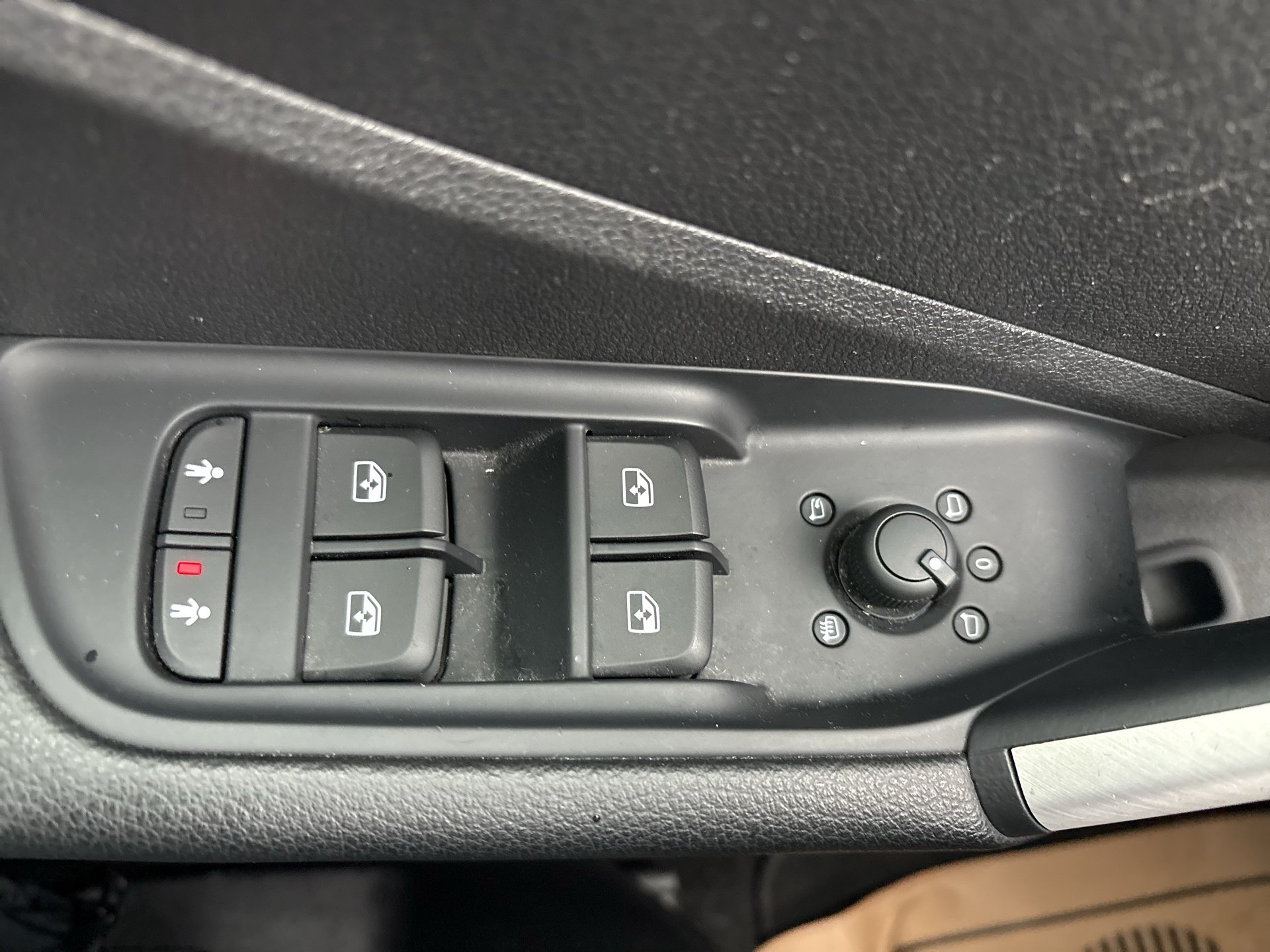 Audi Q2 1.6 30 TDI sport | Bild 8 von 24