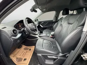 Audi Q2 1.6 30 TDI sport | Thumbnail 10 von 24