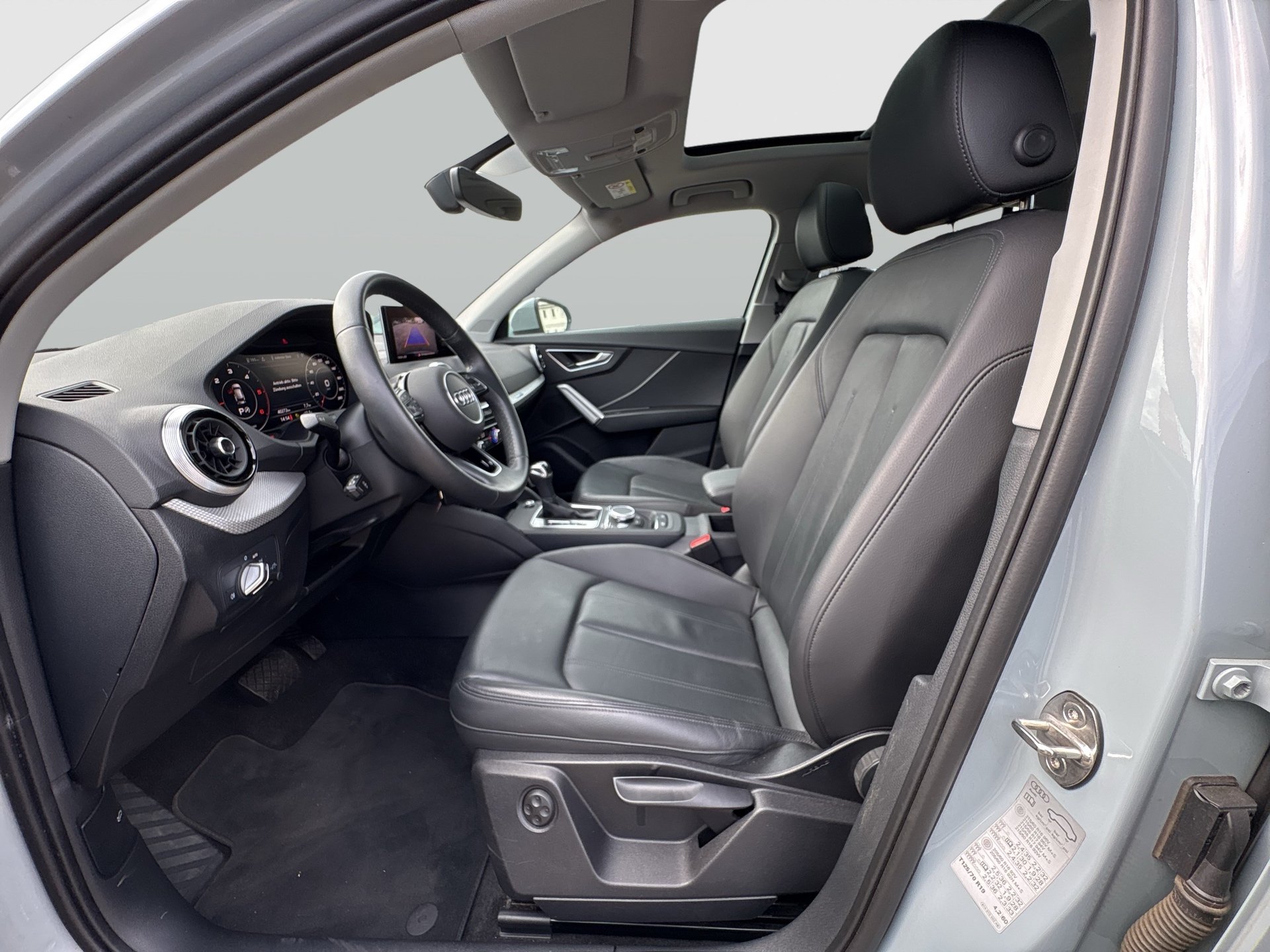 Audi Q2 30 35 2.0 TDI | Bild 11 von 23