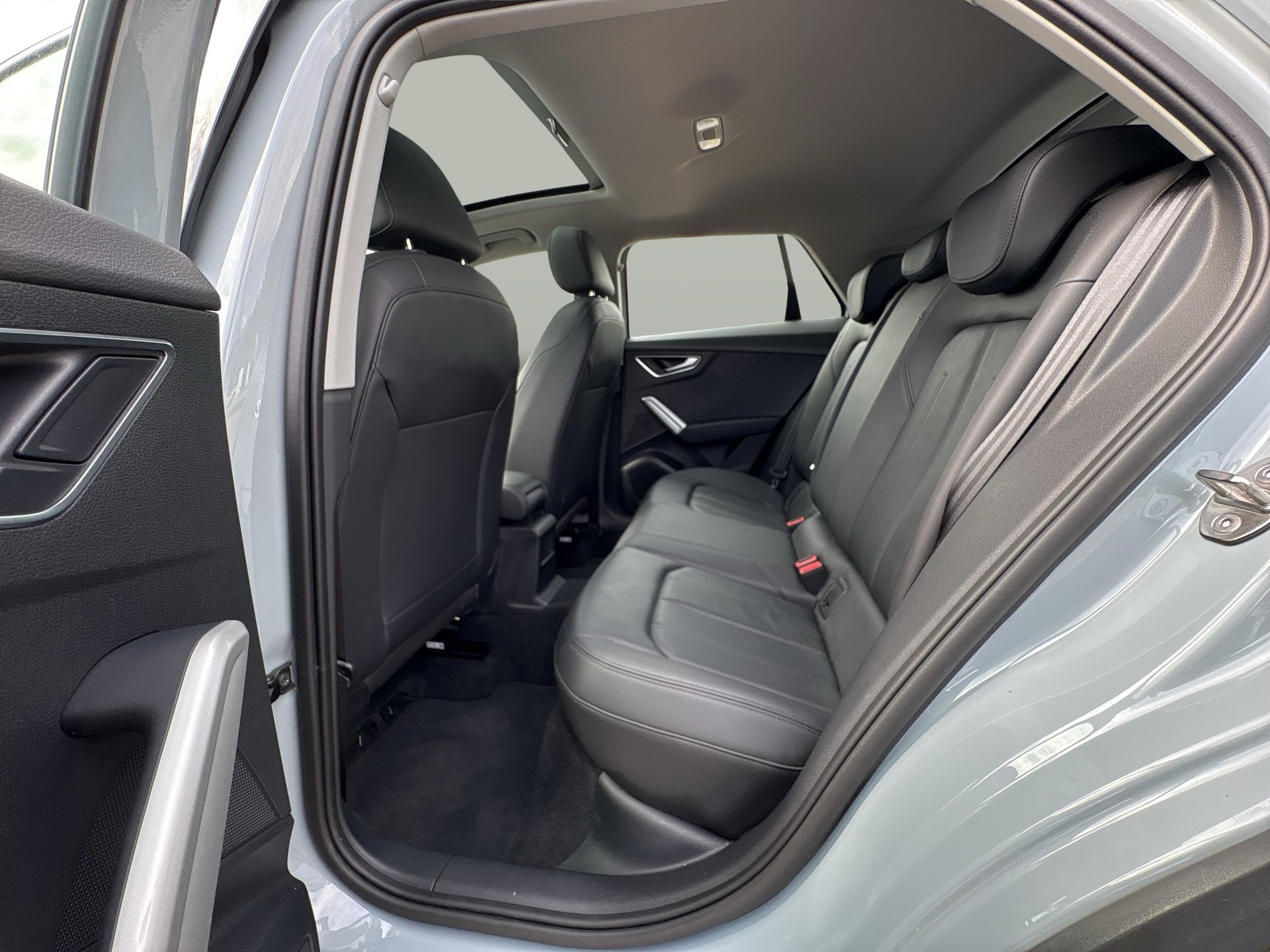 Audi Q2 30 35 2.0 TDI | Bild 19 von 23