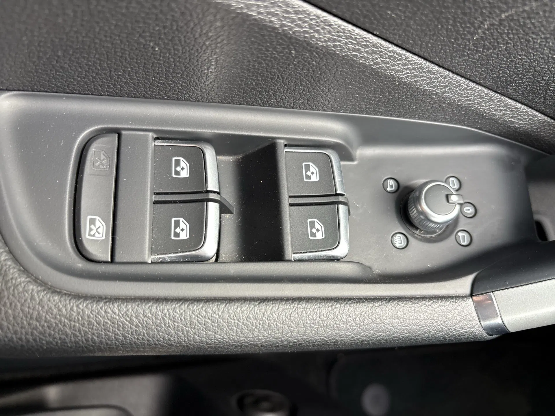 Audi Q2 30 35 2.0 TDI | Bild 8 von 23