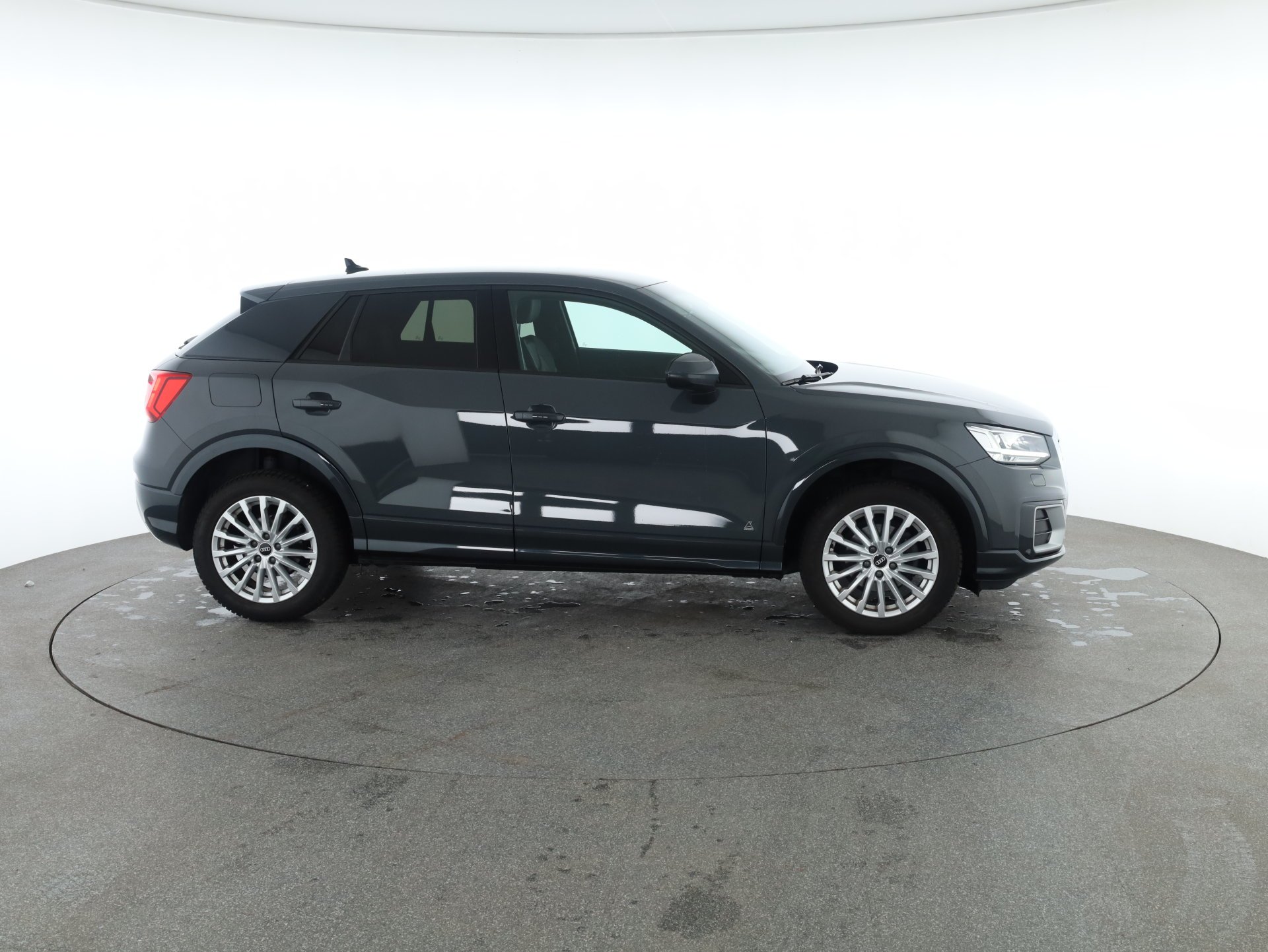 Audi Q2 30 TDI design Aut. | Bild 28 von 28