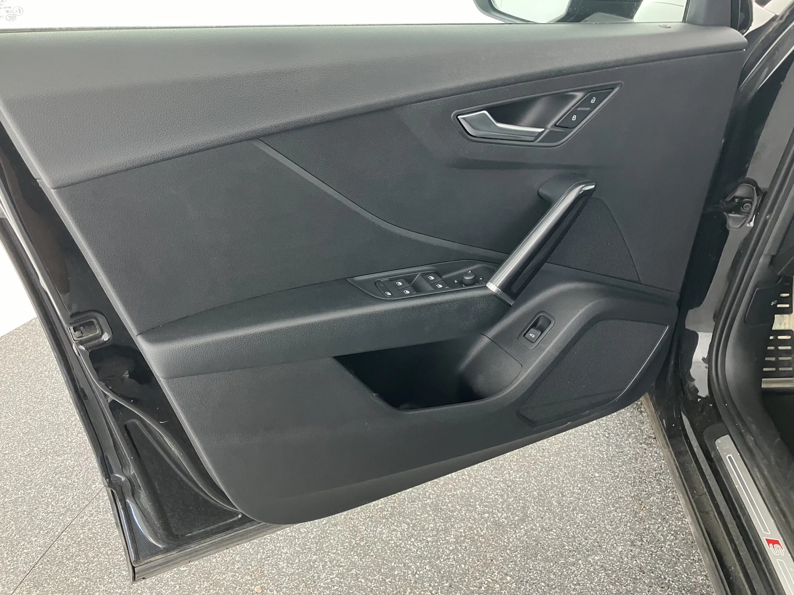 Audi Q2 2.0 35 TDI sport | Bild 16 von 30