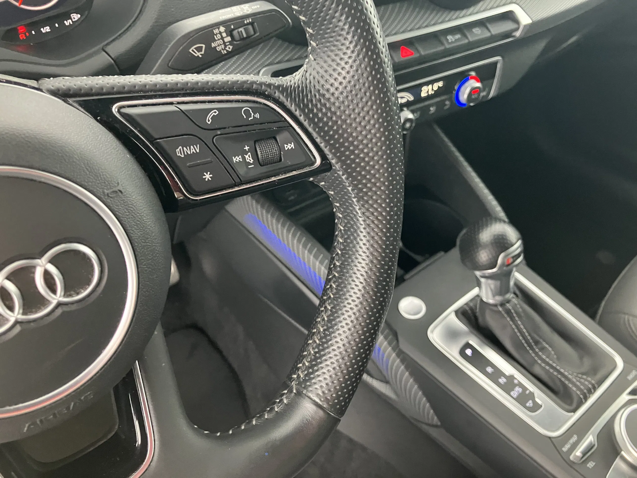 Audi Q2 2.0 35 TDI sport | Bild 29 von 30