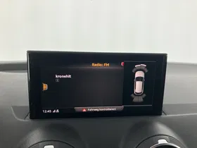Audi Q2 2.0 35 TDI sport | Thumbnail 6 von 30