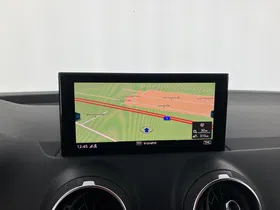 Audi Q2 2.0 35 TDI sport | Thumbnail 7 von 30