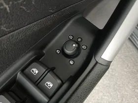 Audi Q2 30 TFSI | Thumbnail 11 von 29