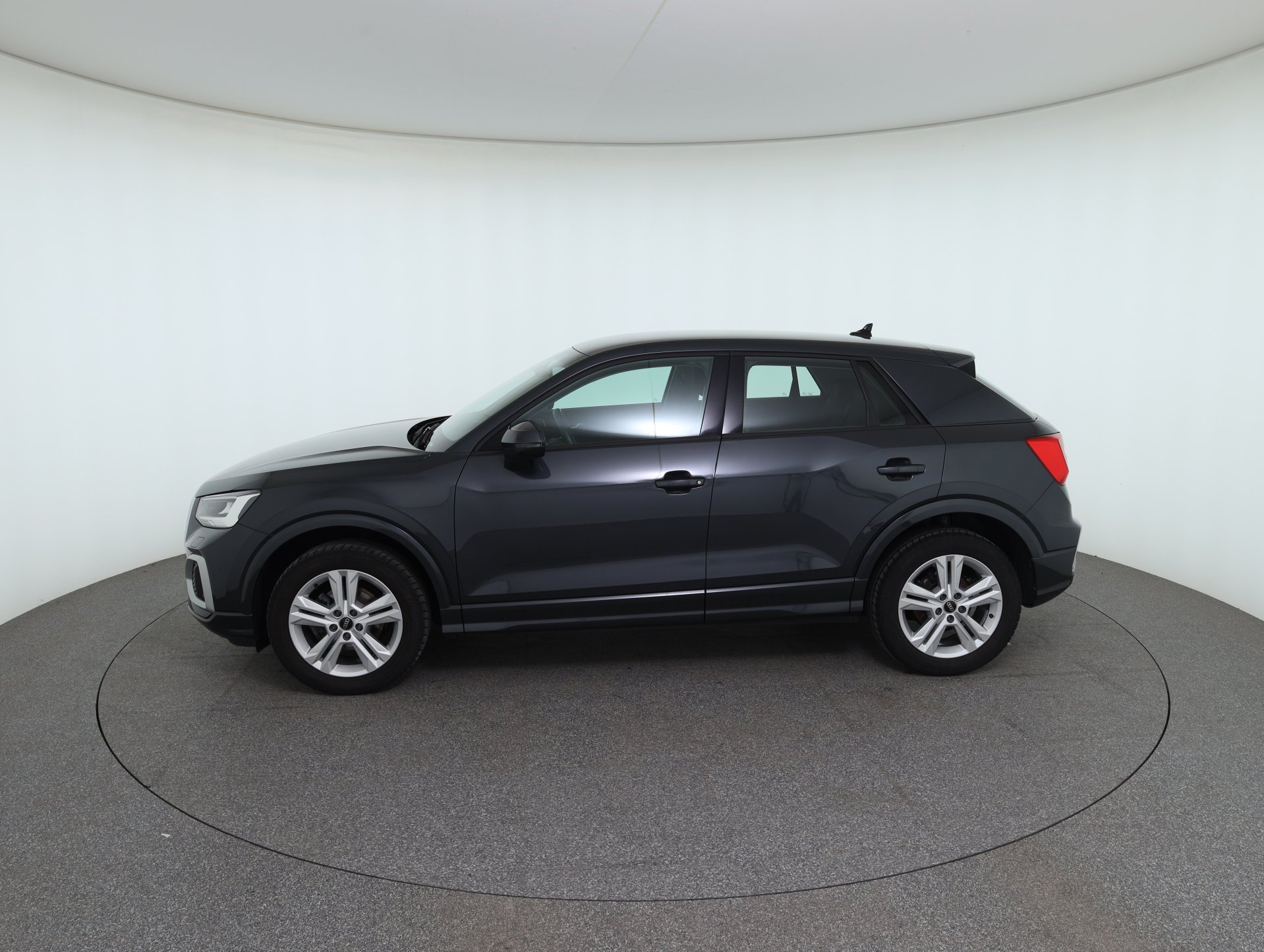 Audi Q2 30 TFSI | Bild 8 von 29