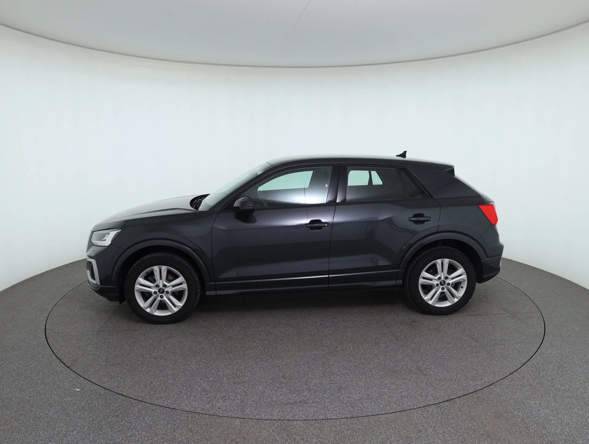 Audi Q2 30 TFSI | Bild 8 von 29