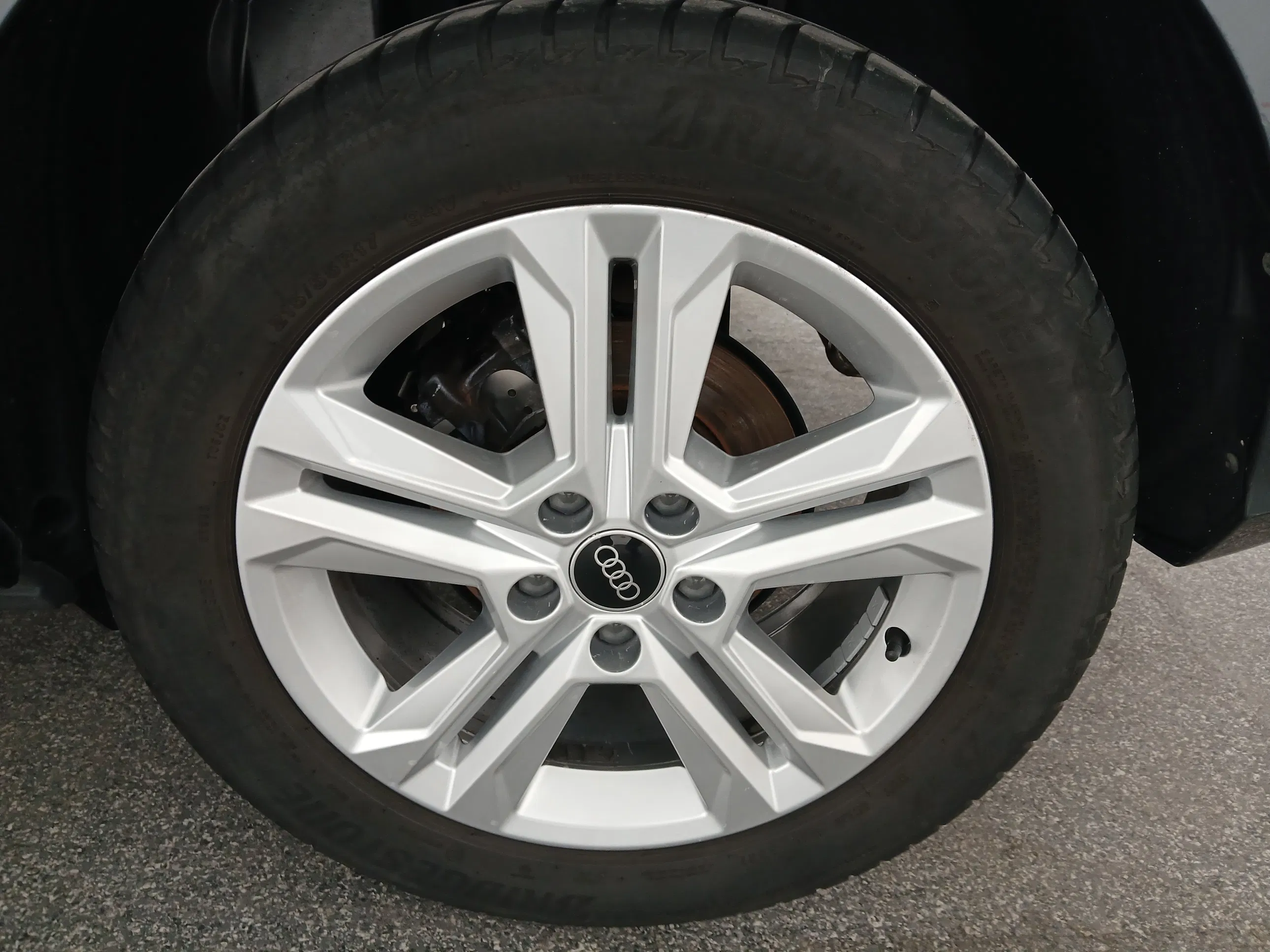 Audi Q2 30 TFSI | Bild 9 von 29