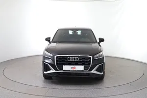 Audi Q2 35 2.0 TDI S-Line | Thumbnail 2 von 27