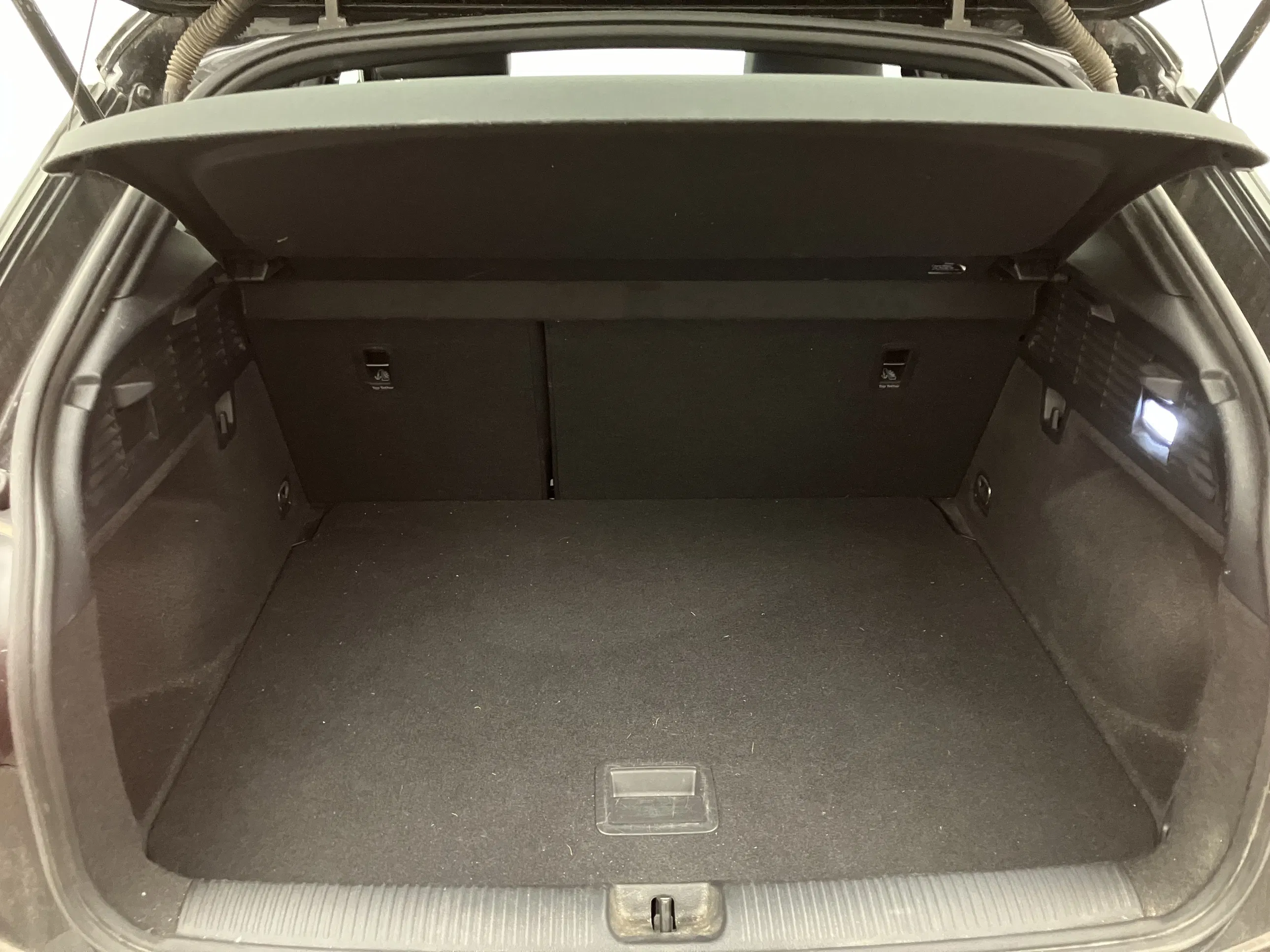 Audi Q2 35 2.0 TDI S-Line | Bild 27 von 27