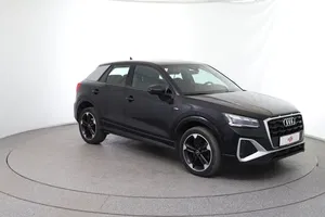 Audi Q2 35 2.0 TDI S-Line | Thumbnail 3 von 27