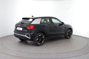 Audi Q2 35 2.0 TDI S-Line | Thumbnail 5 von 27