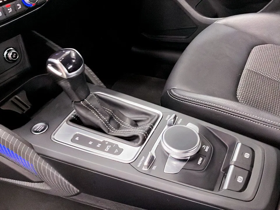 Audi Q2 35TDI S-Line Aut | Bild 9 von 24