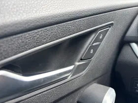 Audi Q2 35 2.0 TDI intense | Thumbnail 8 von 20