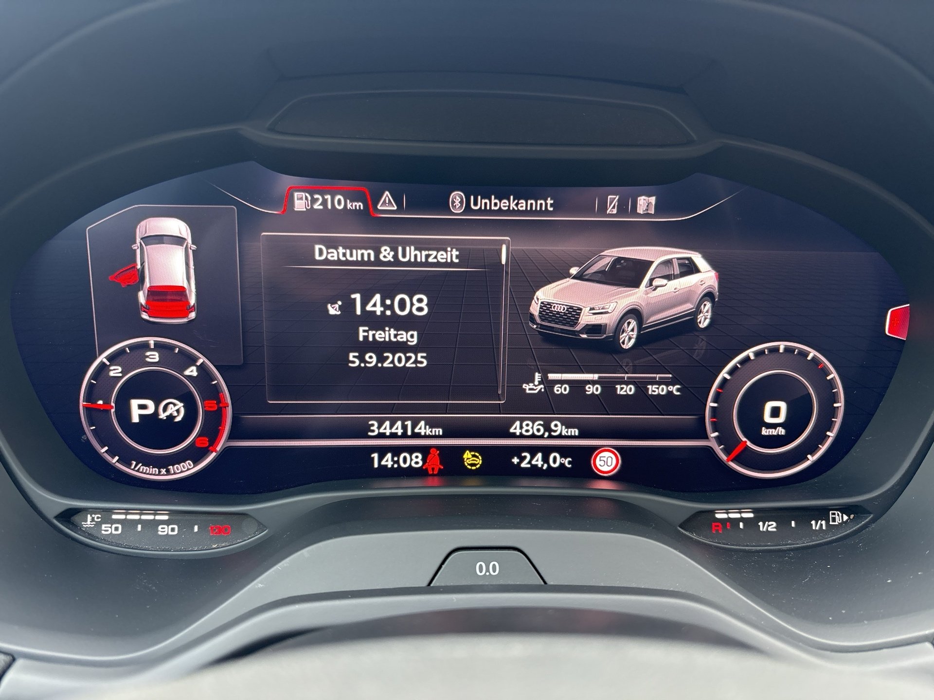 Audi Q2 35 2.0 TDI intense | Bild 18 von 20